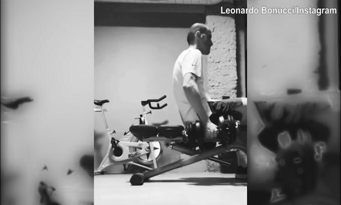 Bonucci a casa si allena duramente