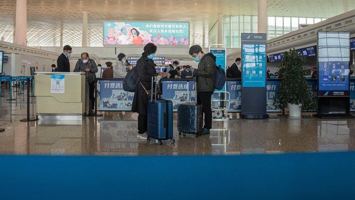 Coronavirus, a Wuhan 1° giorno senza lockdown: partono in 65mila