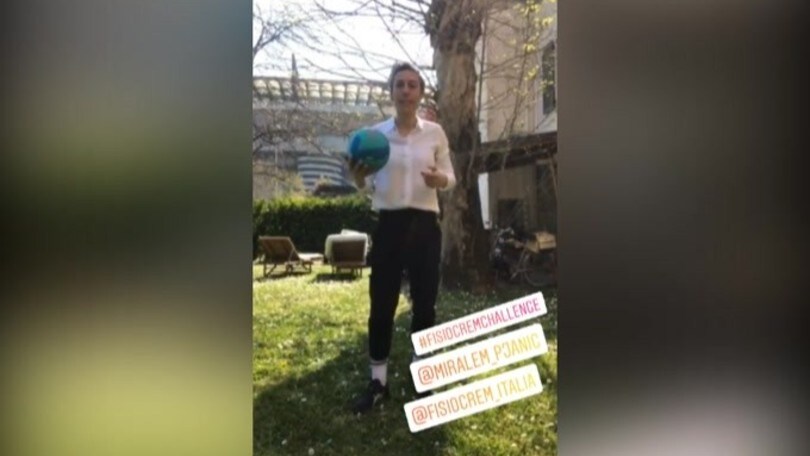 Francesca Schiavone accetta la sfida di Pjanic