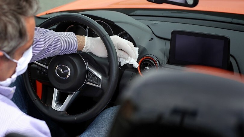 Una corretta sanificazione dell'auto riduce i rischi da coronavirus
