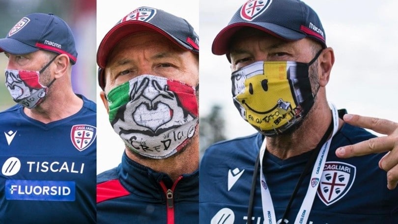 Cagliari, Zenga mostra delle mascherine particolari