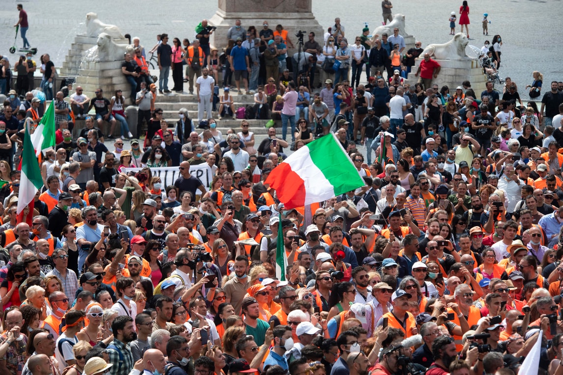 Лигурия италия. Чинквитерра италия. Лигурия италия. Лигурийское побережье италии. Италия рассказ о стране.