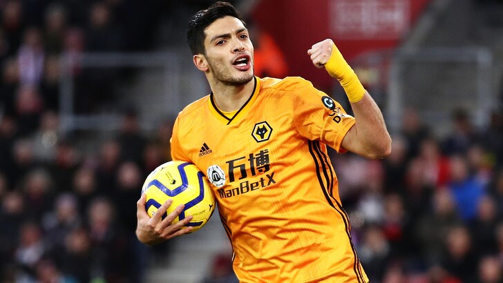 Juve, pressing per Milik. Ma Raul Jimenez...
