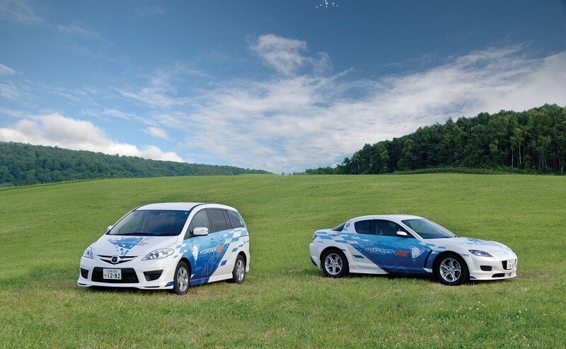 Mazda, divertimento e sostenibilità: gli scatti
