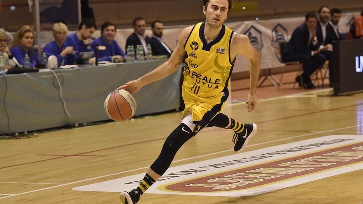 Basket, Reale Mutua Torino: rinnovo per un anno a Bushati