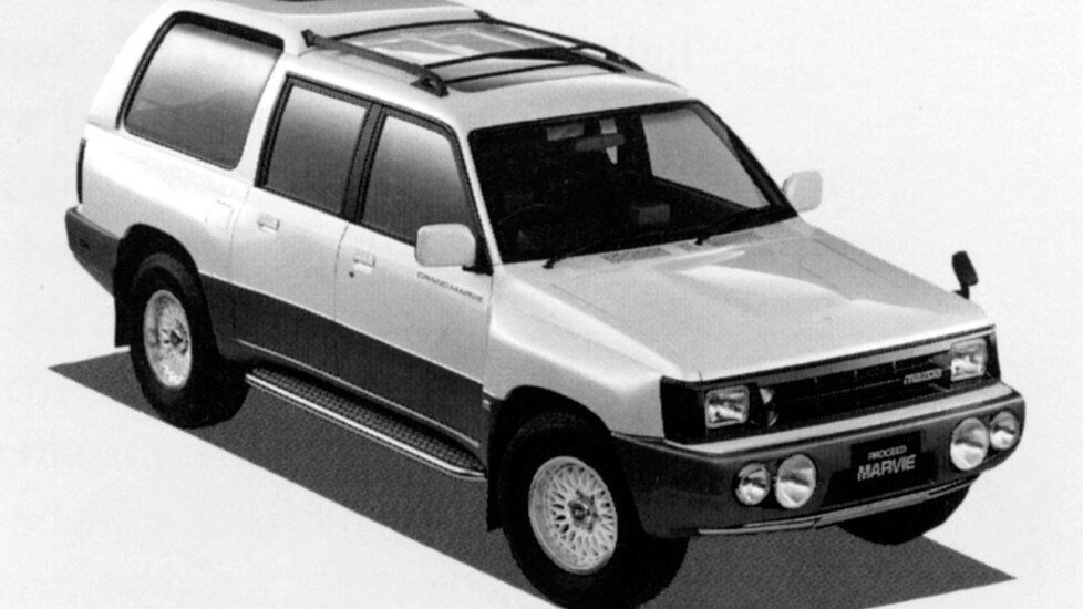 L'evoluzione degli Sport Utility Vehicle della Casa giapponese, dalle origini all'elettrica MX-30, passando per la famiglia CX

