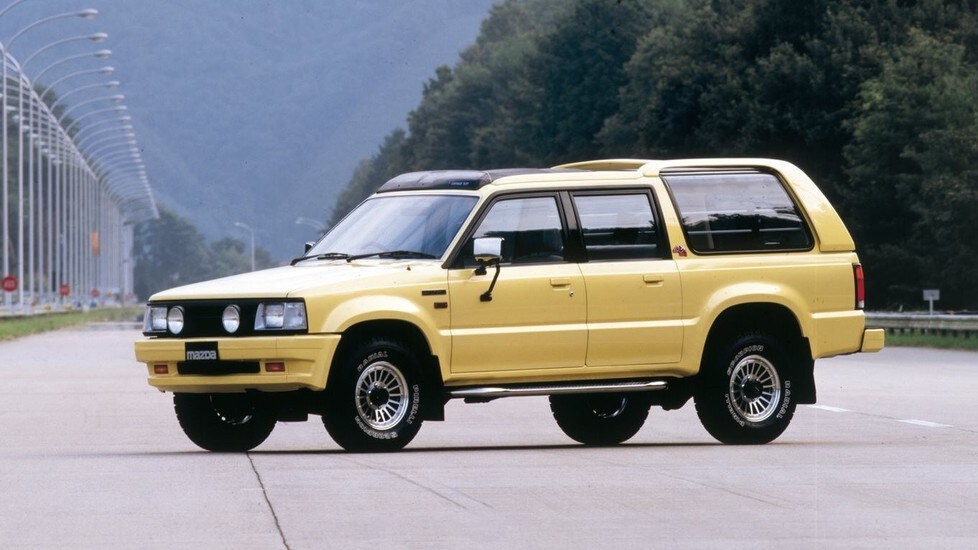 L'evoluzione degli Sport Utility Vehicle della Casa giapponese, dalle origini all'elettrica MX-30, passando per la famiglia CX
