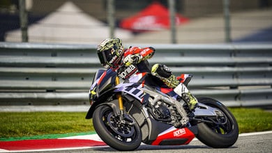 Aprilia, nuova serie limitata: ecco la Tuono V4 X