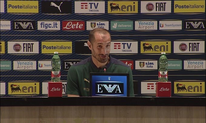 Chiellini: "Pirlo e Sarri non sono paragonabili"