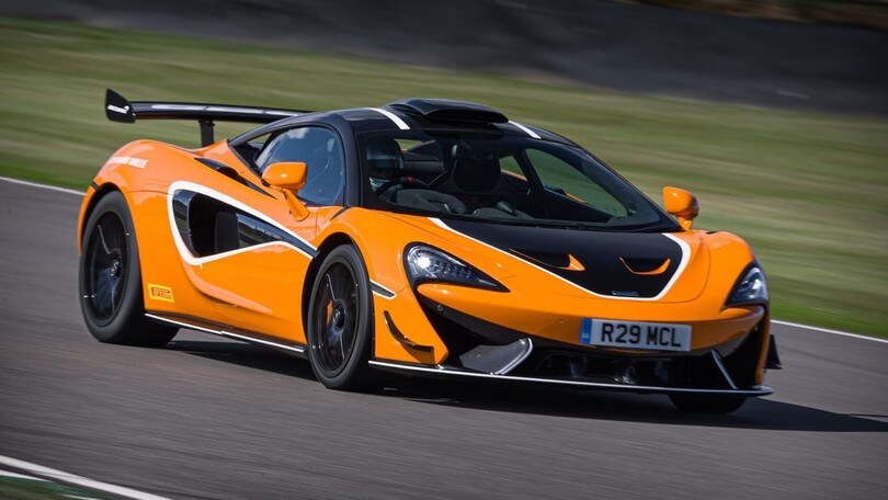 McLaren 620R con MSO R Pack, Sport Series ancora più speciale