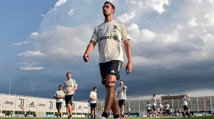 De Sciglio, il suo futuro è un rebus: ecco perché