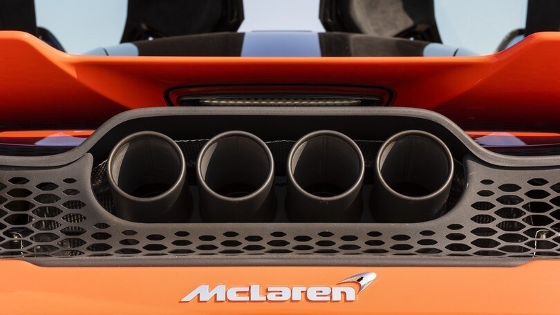 McLaren 765LT, un gioiello di potenza
