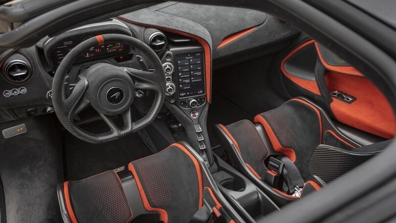 McLaren 765LT, un gioiello di potenza
