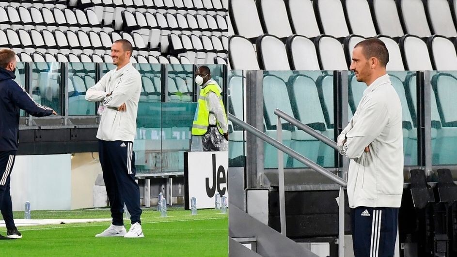 Juve-Napoli, Bonucci sul prato dell'Allianz con la terna arbitrale