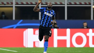 Lukaku bomber implacabile, salva l'Inter con il Borussia Mönchengladbach