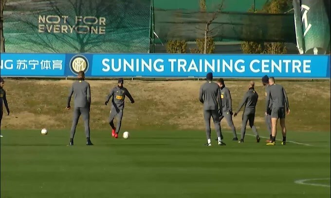 Inter in partenza per Genova, tra positivi e infortunati