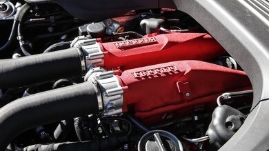 Ferrari, a Fiorano torna a sfrecciare l'ibrido V6