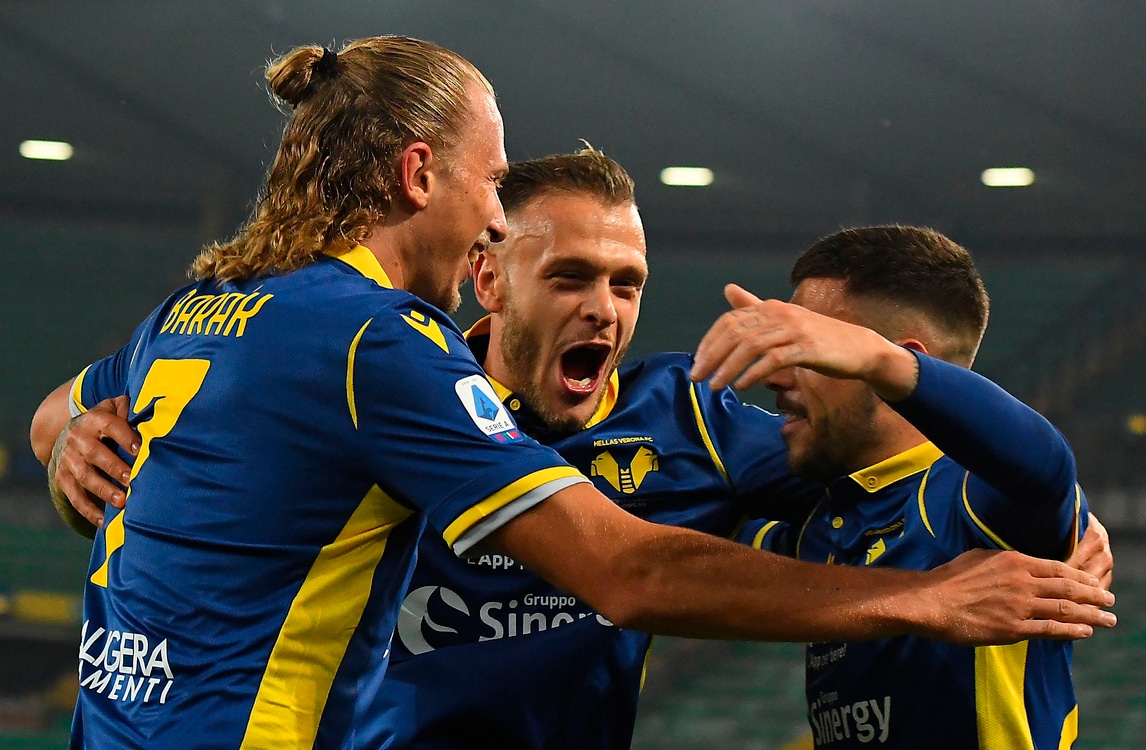 Barak trascina il Verona con due gol, il Benevento di Inzaghi va ko
