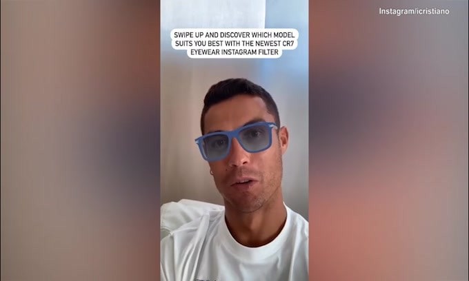 Cristiano Ronaldo "vede" il mondo in bianconero