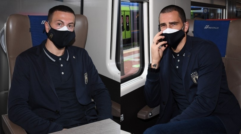 Bernardeschi punta la Polonia, Bonucci si rilassa al telefono