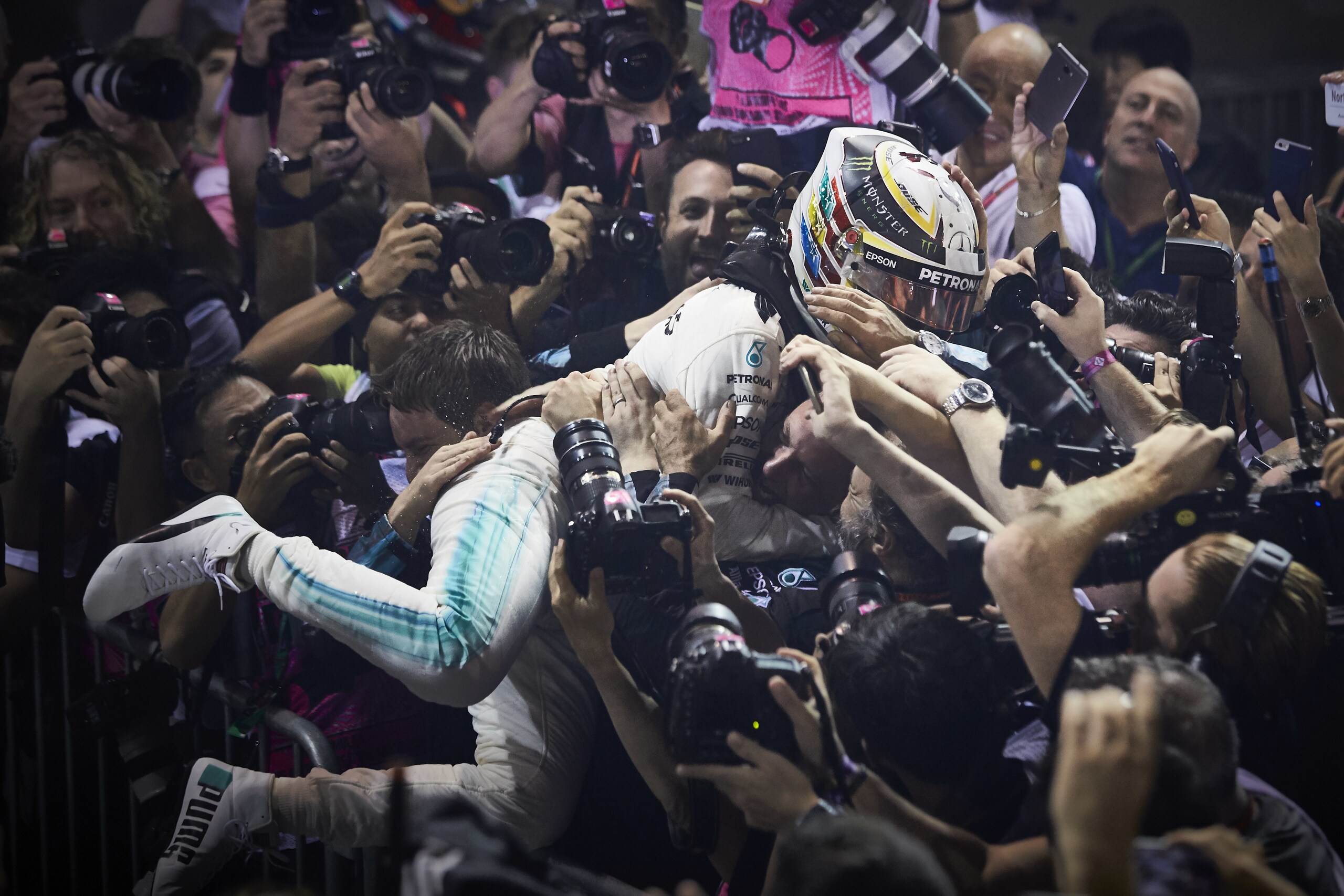 Hamilton: il 7 volte Re della Formula 1 VIDEO