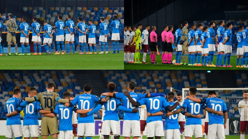 Il Napoli in campo con la numero 10 di Maradona