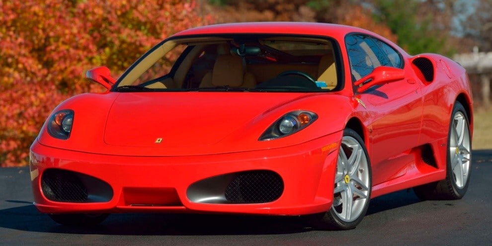 Ferrari F430 di Donald Trump all'asta: gli scatti