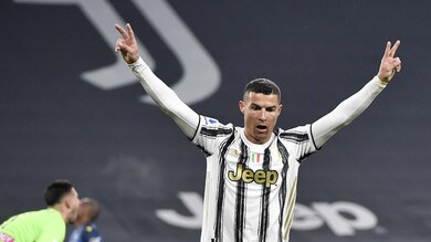 Ronaldo da impazzire: doppietta e assist. Poker Juve sull'Udinese