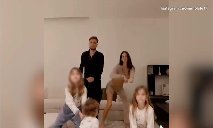 Balletto di famiglia a casa Immobile