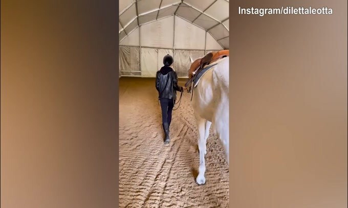 Diletta Leotta, giornata a cavallo!