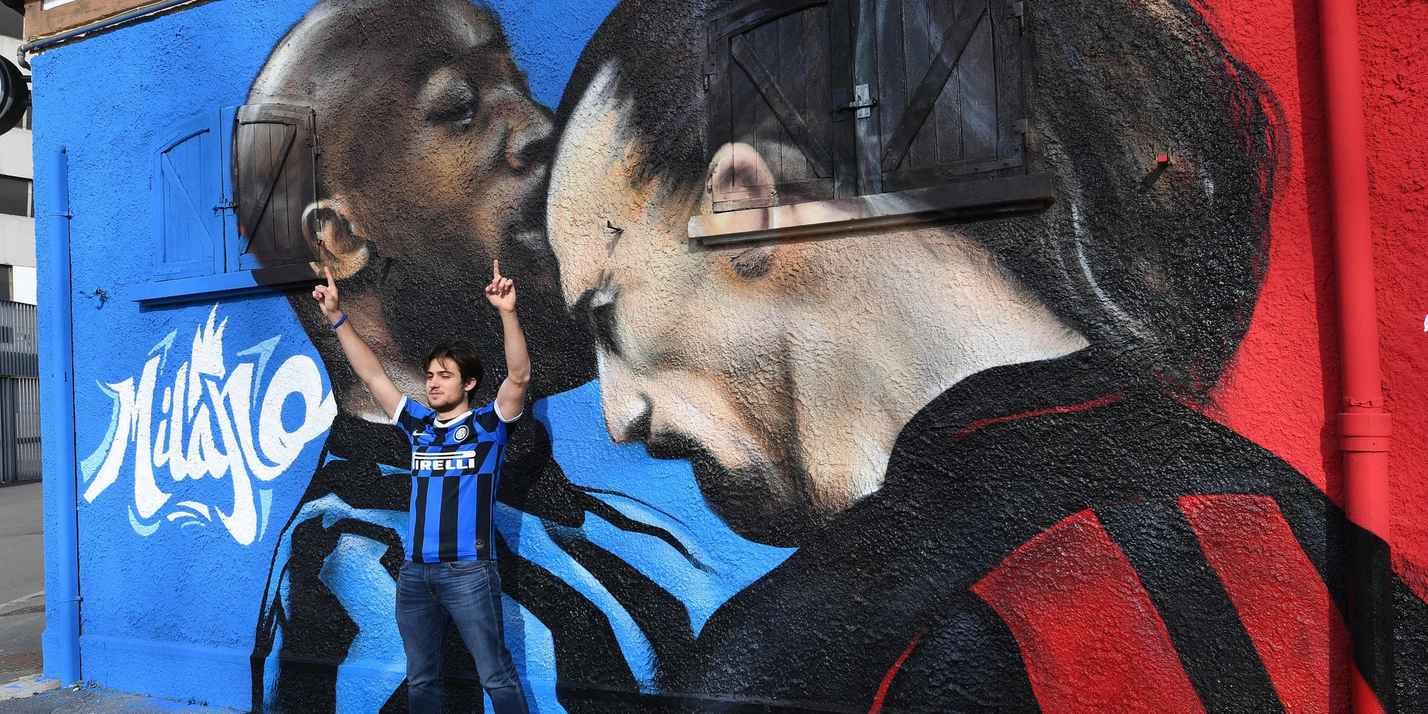 La lite Lukaku-Ibrahimovic diventa un murale