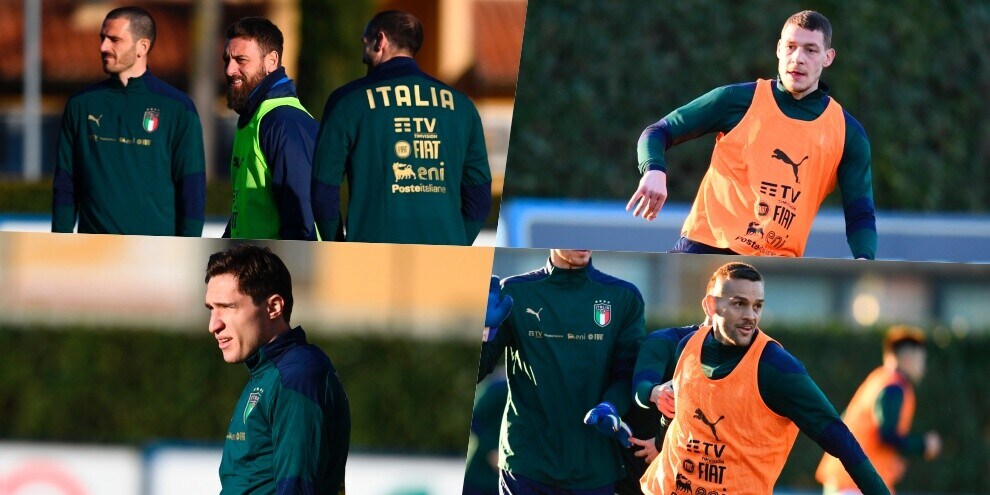 Italia a Coverciano: De Rossi dirige e scherza con Chiellini