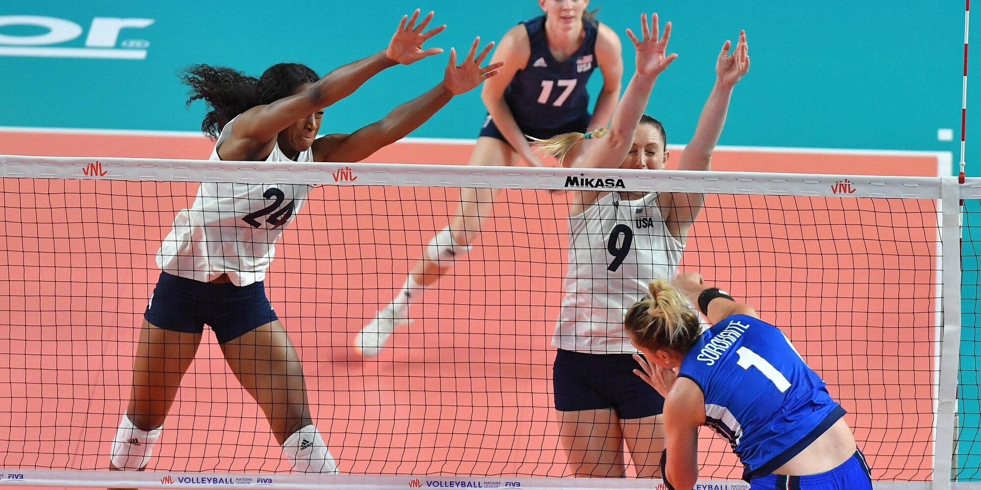 Sorokaite e Battistoni si aggregano al gruppo azzurro