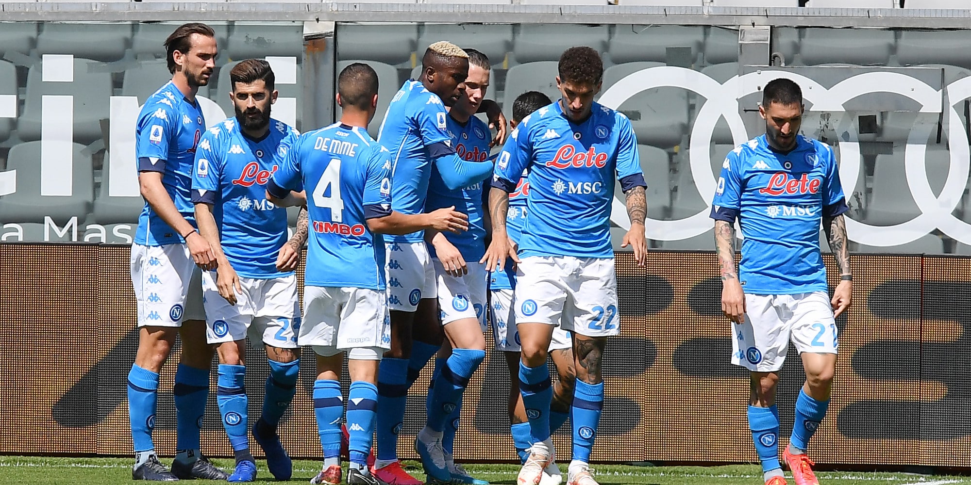 Il Napoli mette pressione a Juve, Milan e Atalanta: che poker allo Spezia