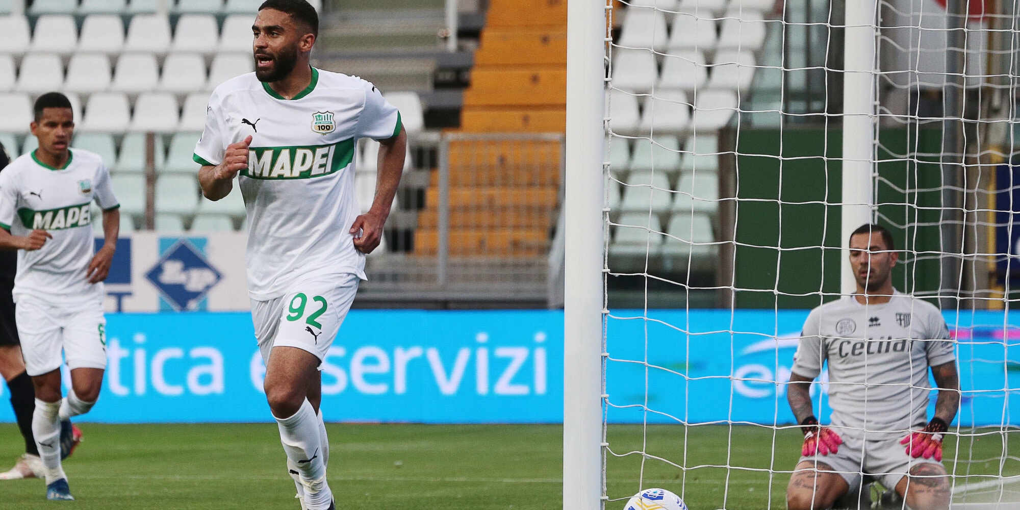 Bruno Alves e Defrel, gol spettacolari! Sassuolo corsaro a Parma