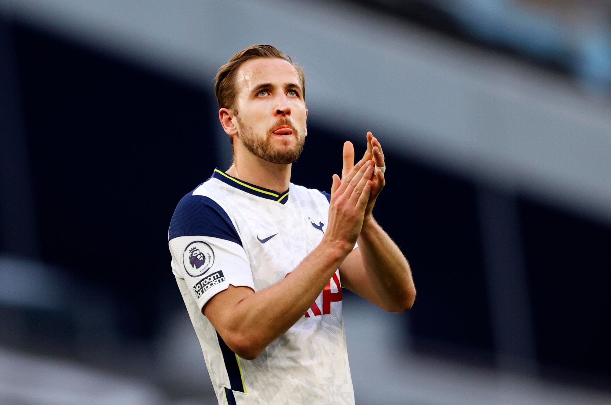 Kane-Tottenham, addio? Che commozione durante il giro di campo!