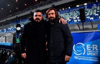 Pirlo ritrova Gattuso: abbracci prima della Supercoppa