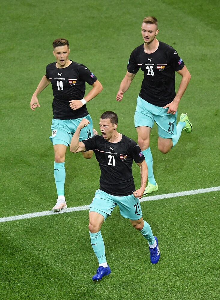 Pandev è infinito ma vince l'Austria che dedica i gol ad Eriksen