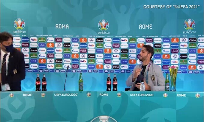Locatelli sposta la Coca-Cola: "Acqua"