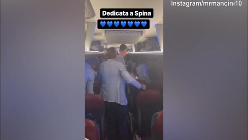 Italia, che gruppo! Ecco il coro per Spinazzola