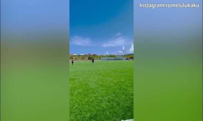 Lukaku, prima l'allenamento e poi la piscina