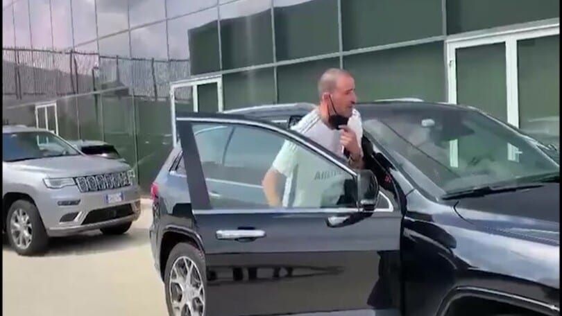 Bonucci scherza coi tifosi: "Vado a mangiare la pasta"