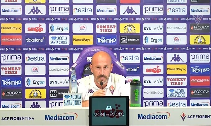 Italiano conferma: "Vlahovic giocherà nella Fiorentina"