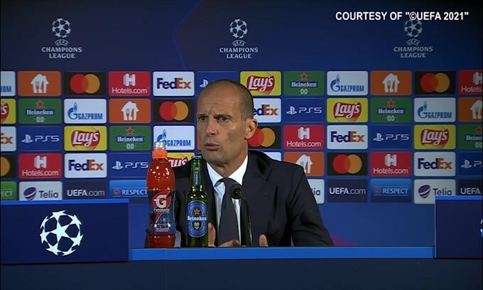 Allegri: "Szczesny? Quando sbaglia il portiere la palla finisce dentro"