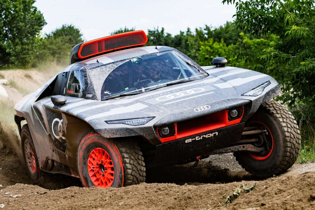 Audi RS Q e-tron, la sfida alla Dakar diventa sostenibile