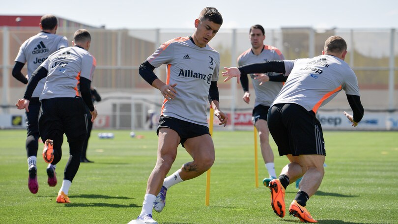 Juve, riprende la preparazione in vista della trasferta di Cagliari