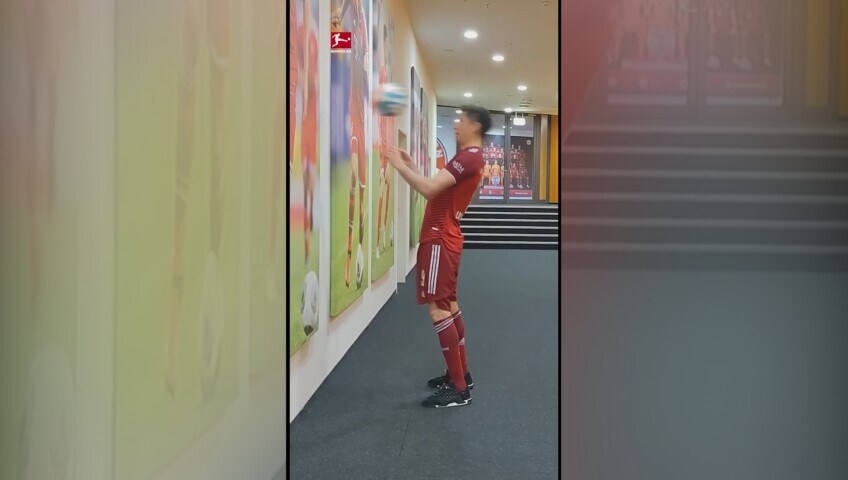 Lewandowski, trick da perdere la testa!