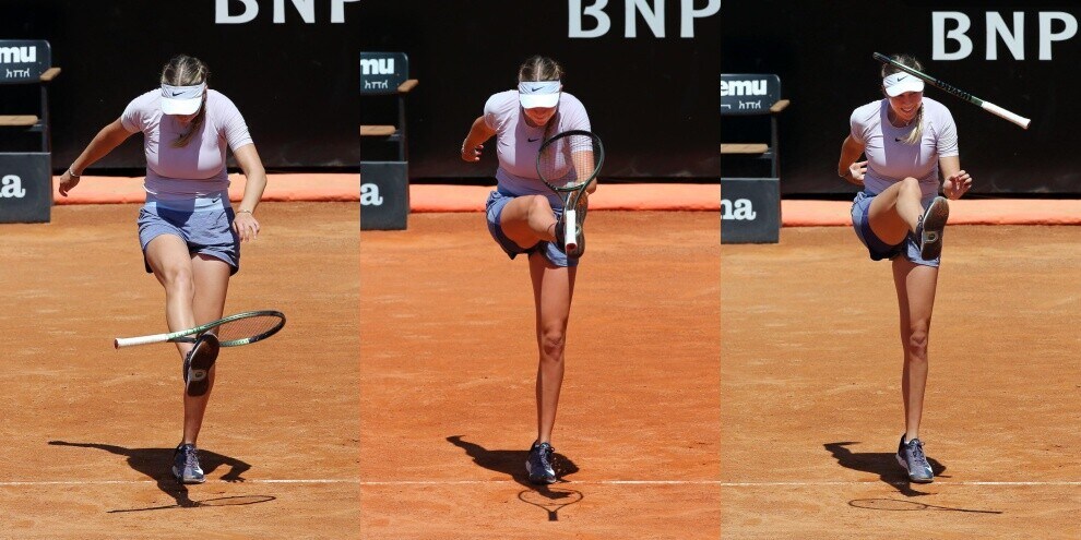 Anisimova, non solo tennis: palleggia con la racchetta