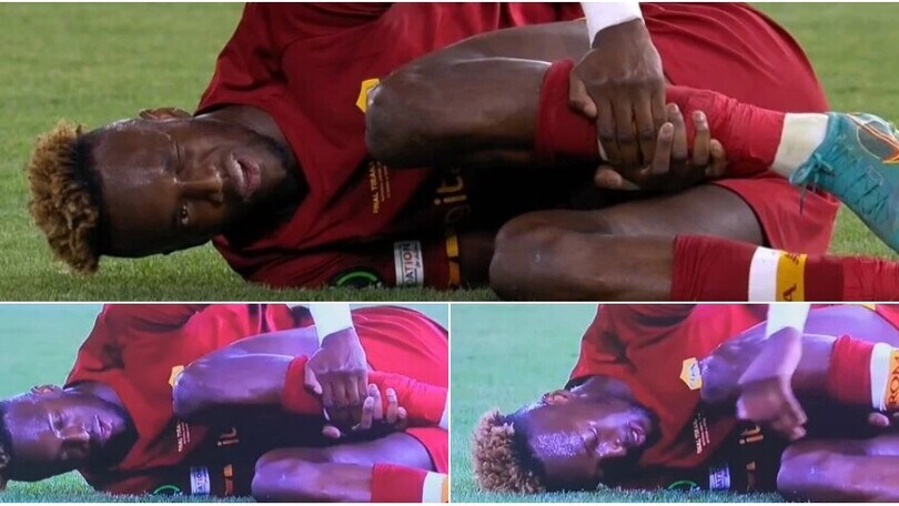 Roma, l'occhiolino di Abraham a Mourinho fa il giro del mondo FOTO