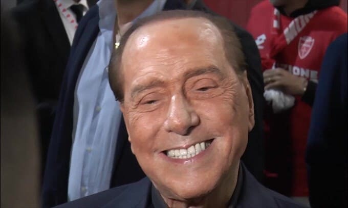 Berlusconi: "Balotelli vuole giocare con noi"